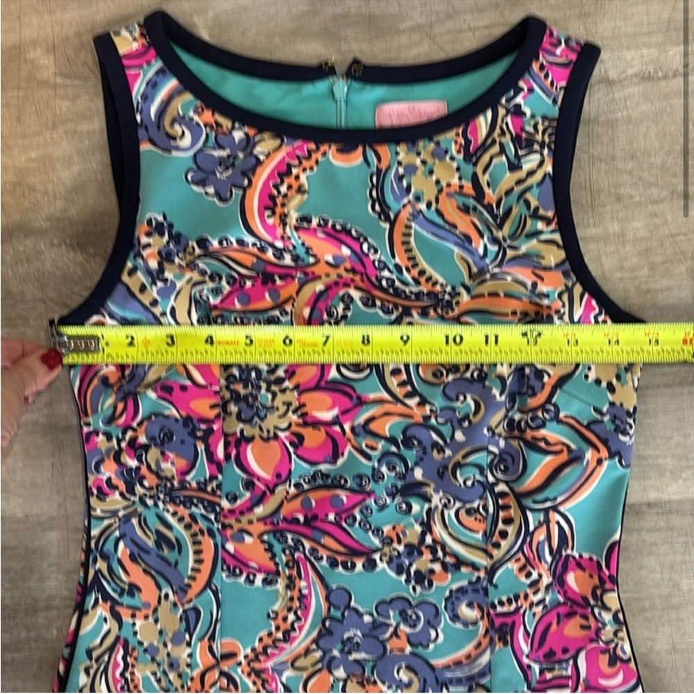 🩷LILLY PULITZER Francesca Aqua Bait & Switch Sleeveless Sheath Dress size M - Picture 8 of 8